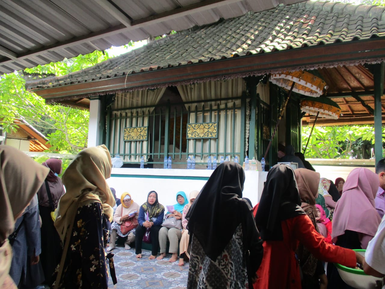 Makam Siti Khadijah